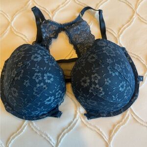 VICTORIA SECRET SEXY POSEY DEMI BRA SET